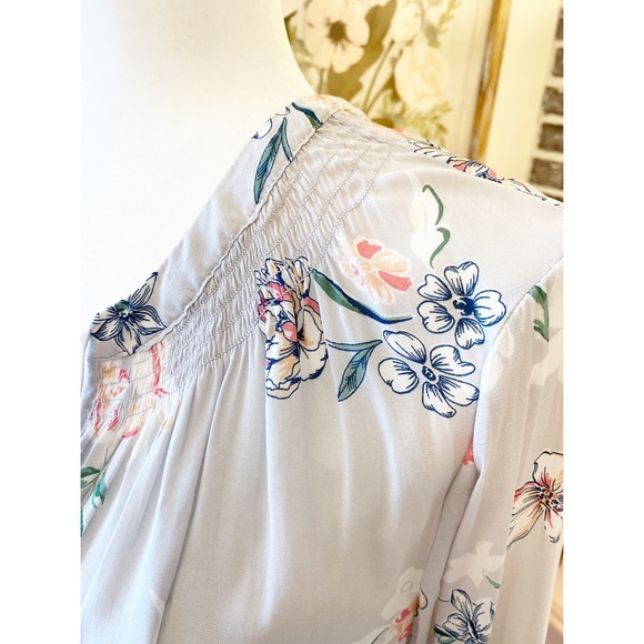 Torrid Floral Blouse - Picture 3 of 10